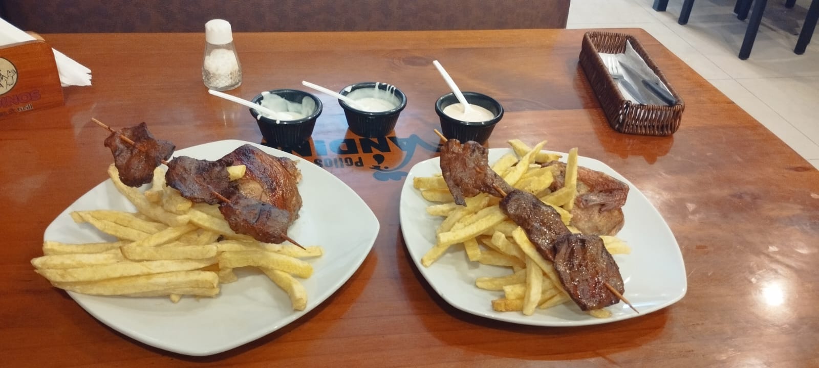 Pollo y Anticuchos
